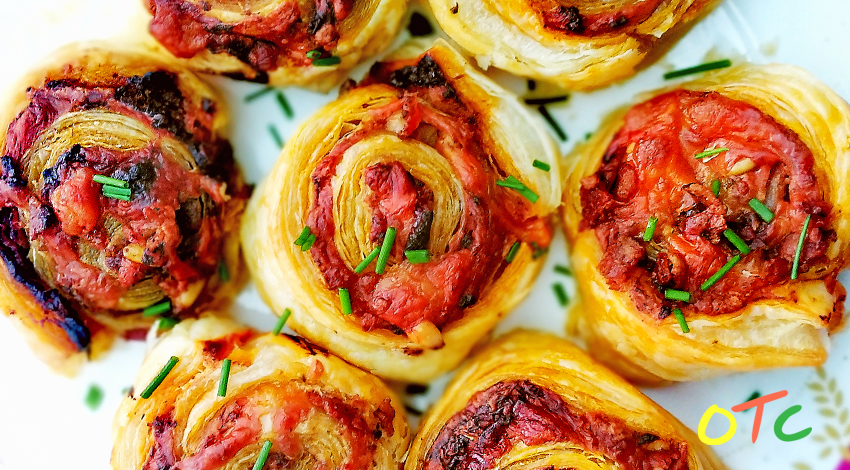 Tomato and Pesto Bacon Cheese&nbsp;Swirls