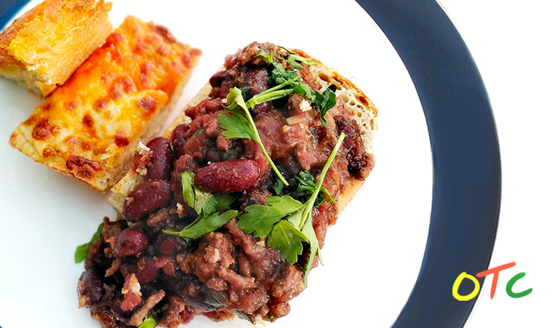 Chilli Con Carne Boat and Cheese&nbsp;Dippers